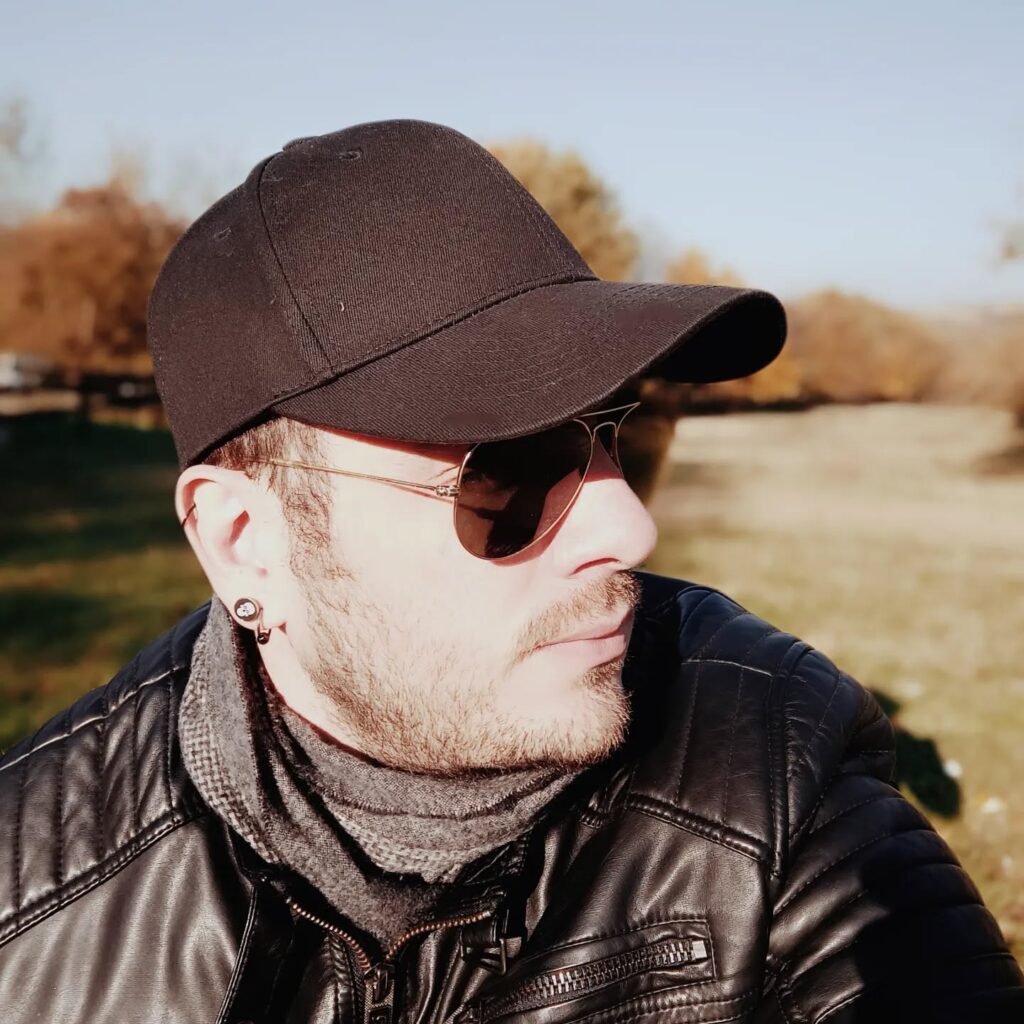 Instagram post from _cristianoantonio. This post is in position 18.